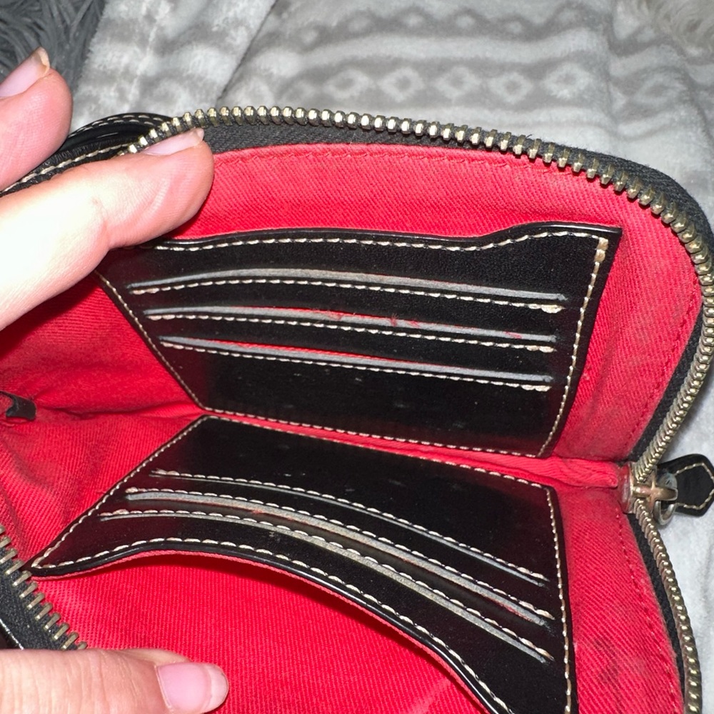 Dooney And Burke Multi Function Around Wristlet - image 6